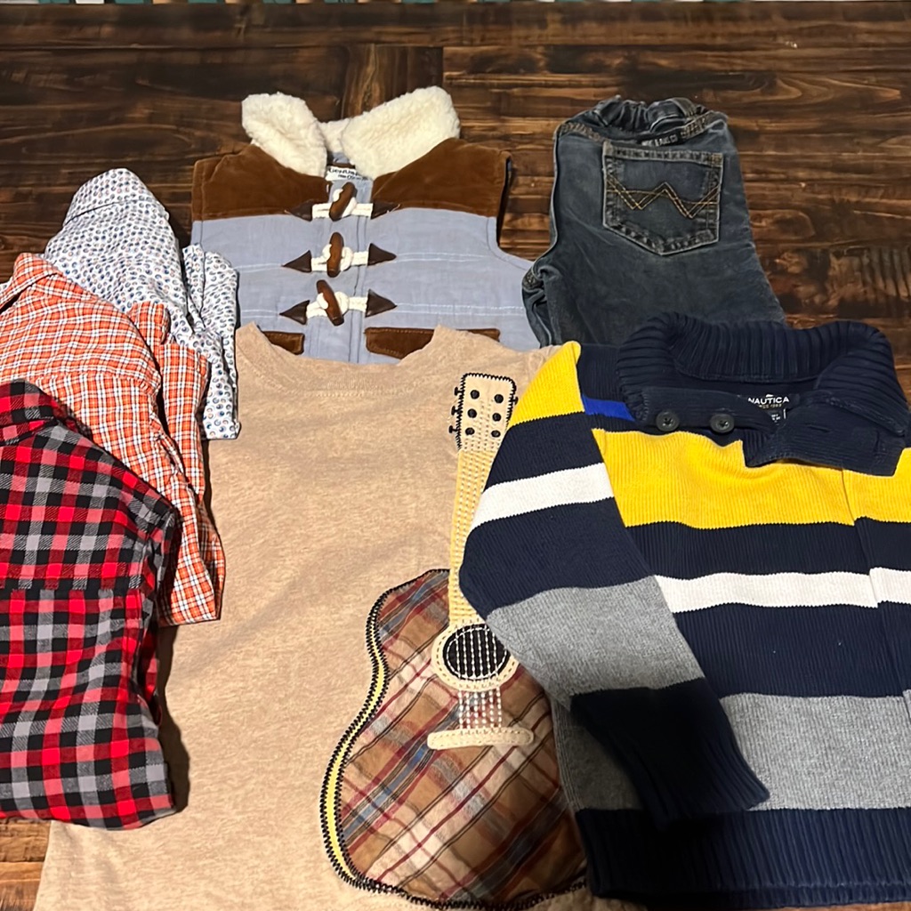 Size 4/4t Fall/Winter Boy Bundle Euc